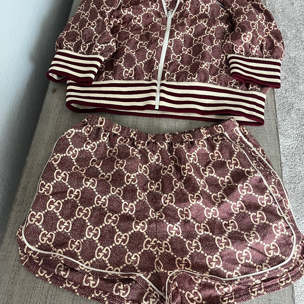 Gucci women's set
